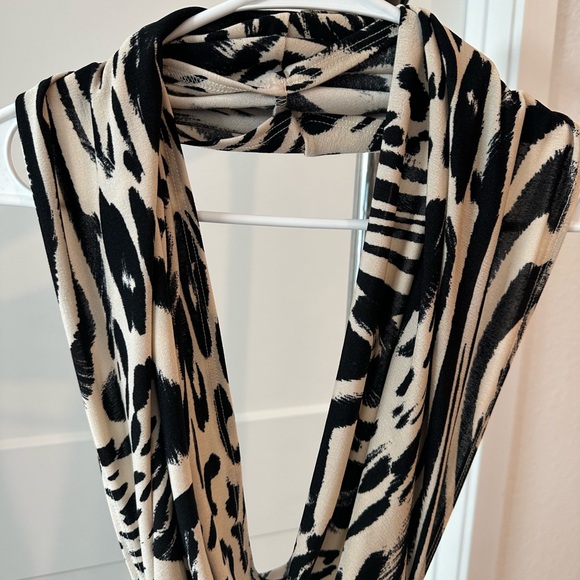 BEBE Leopard Print Multi Way Drape Dress with Open Sexy Back XXS - Picture 6 of 8